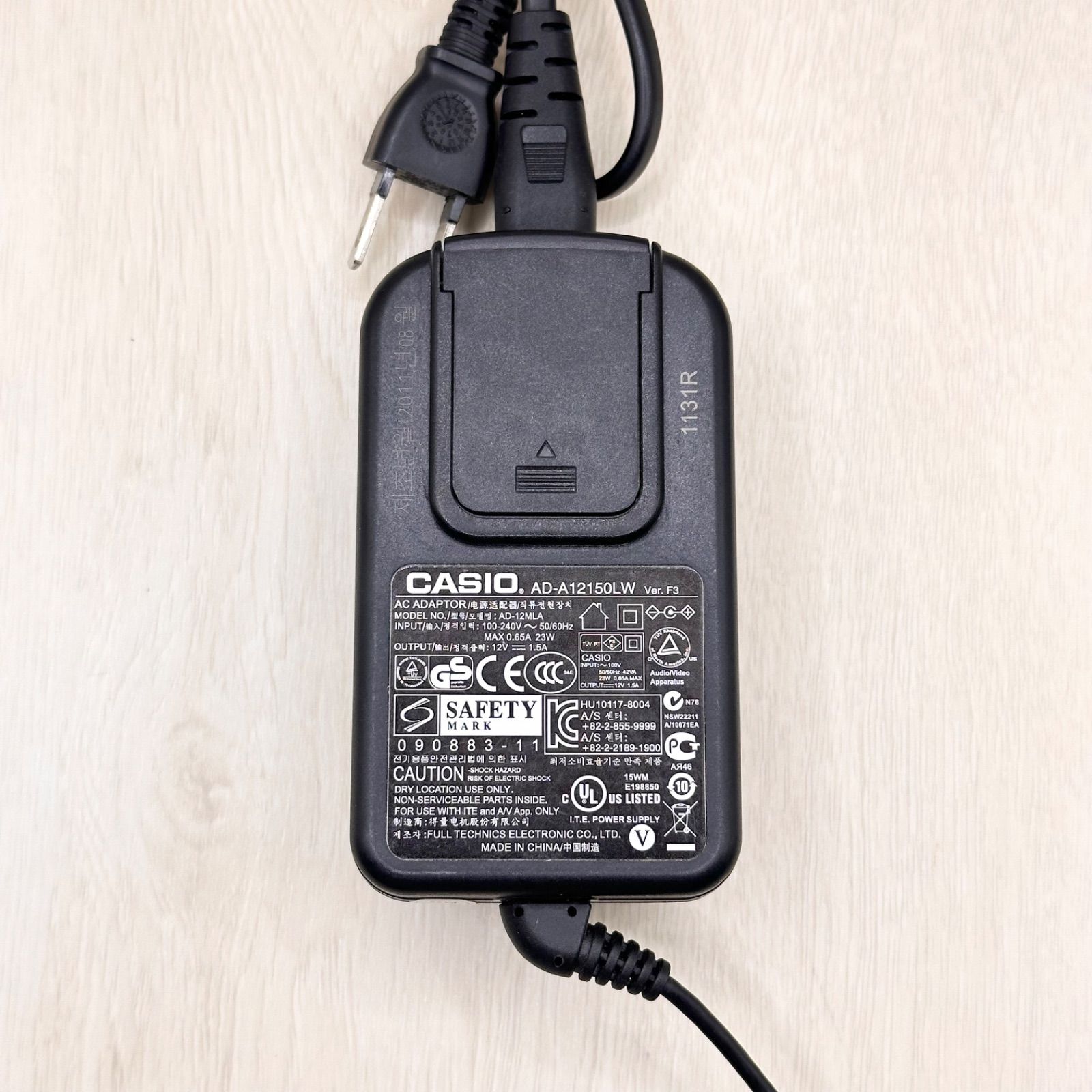 Amazon.co.jp: AD-12MLA AD-12JL 交換電源 Casio電子キーボード用 ACアダプター カシオ電子ピアノ 12V 1.5A  : 楽器・音響機器