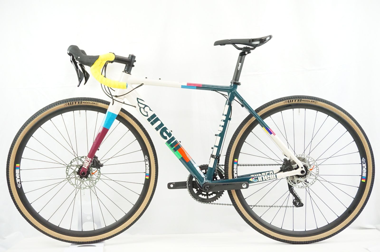 CINELLI 「チネリ」 ZYDECO GRX 2024年モデル グラベルロード 