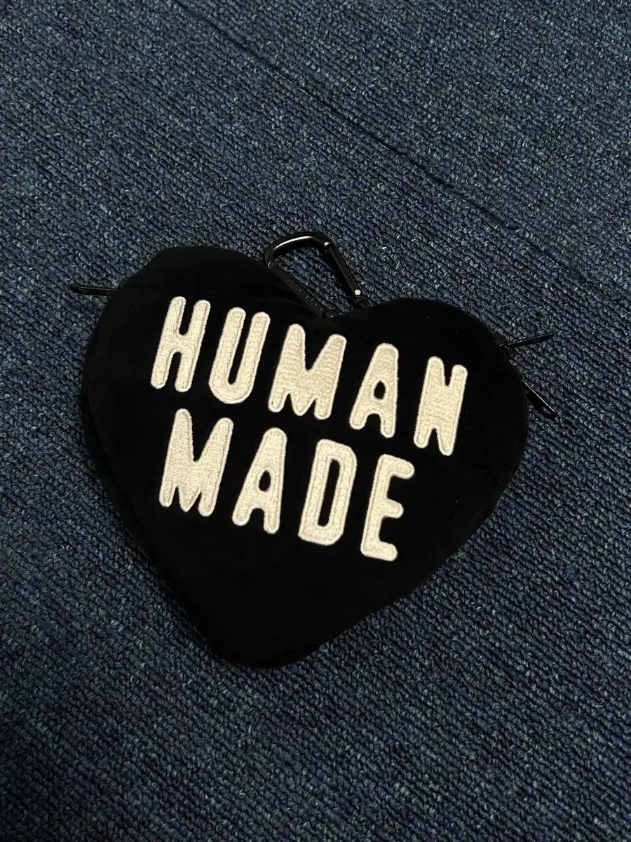 HUMAN MADE ヒューマンメイド ハート ポーチ ブラック
