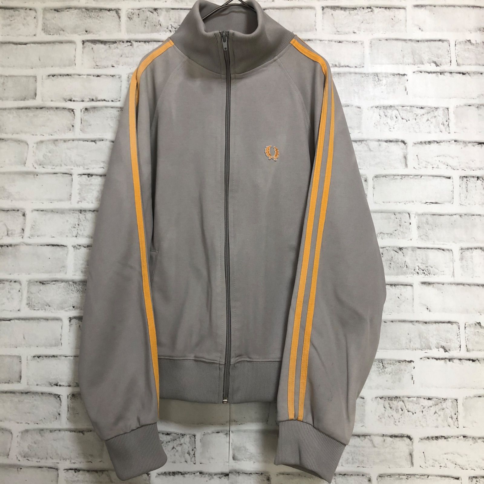 【最終価格】FRED PERRY 90s トラックジャケット M 刺繍月桂樹 FRED PERRY - Fred Perry⭐️トラックジャケット M 刺繍月桂樹