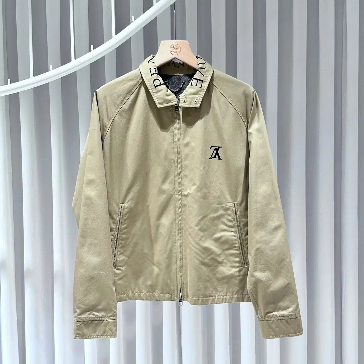 Louis Vuitton ルイヴィトン ラムレザーブルゾン ベージュ 48