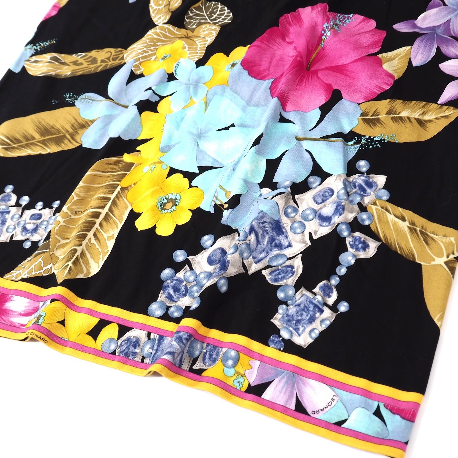 美品 レオナール LEONARD コットン ベルト付き ワンピース M 花柄 総柄