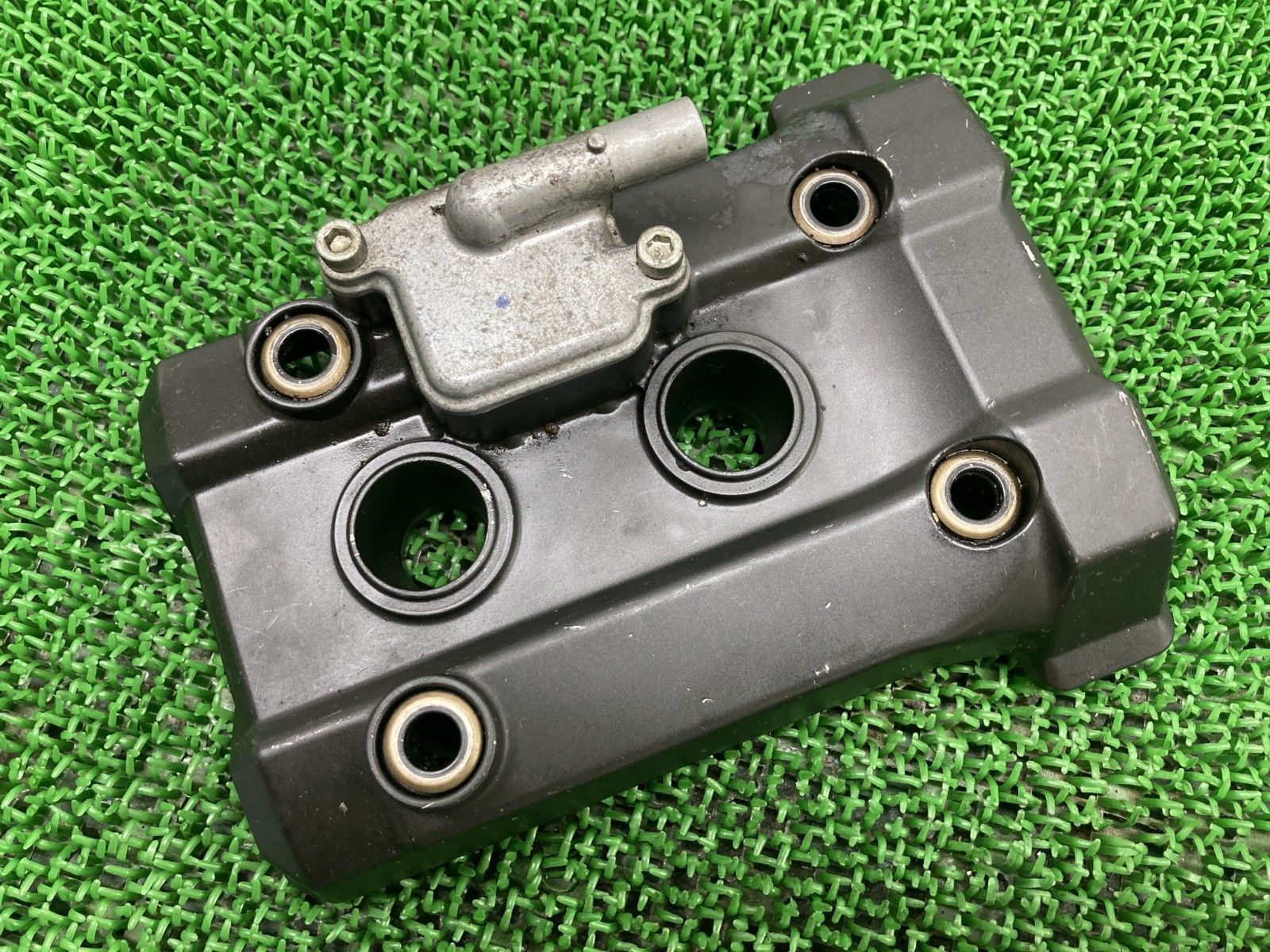 バイクパーツ 純正パーツ YAMAHA ヤマハ シリンダ 4DP113101000 バイクパーツ 純正パーツ\u003cbr\u003eYAMAHA ヤマハ ヘツド,シリンダ 1\u003cbr