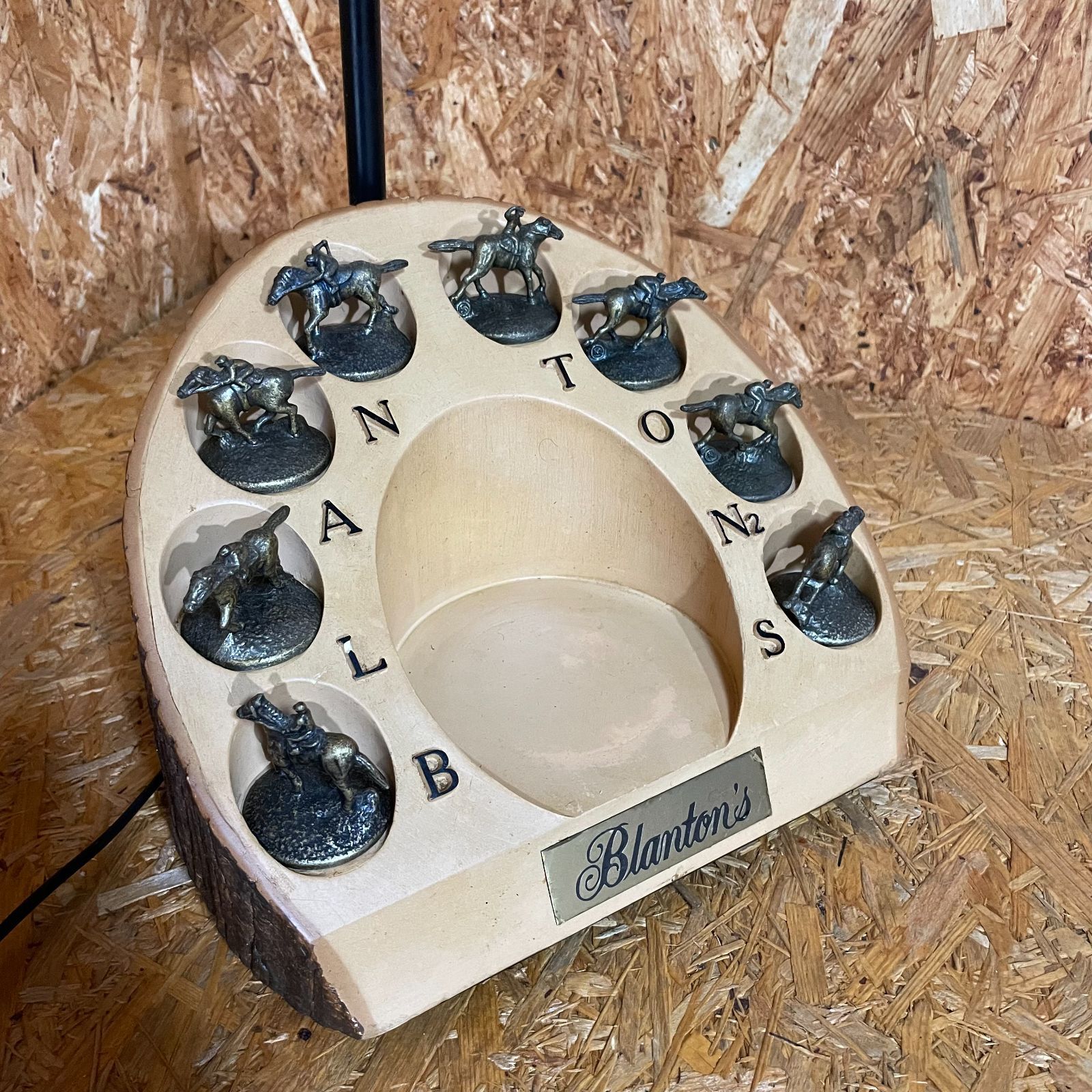 Blanton's ブラントン キャップ割 ディスプレイ用 ボトルスタンド付