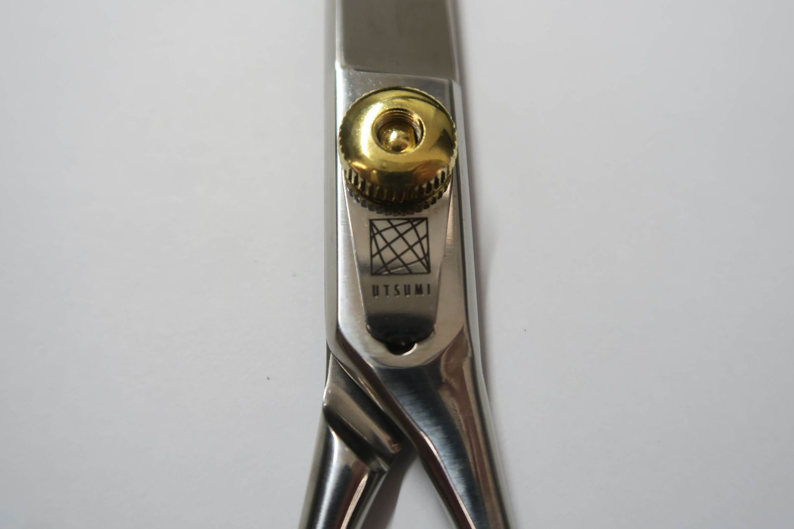 Sランク【UTSUMI ウツミ 内海】 EUG70 シザー 美容師・理容師 7.0