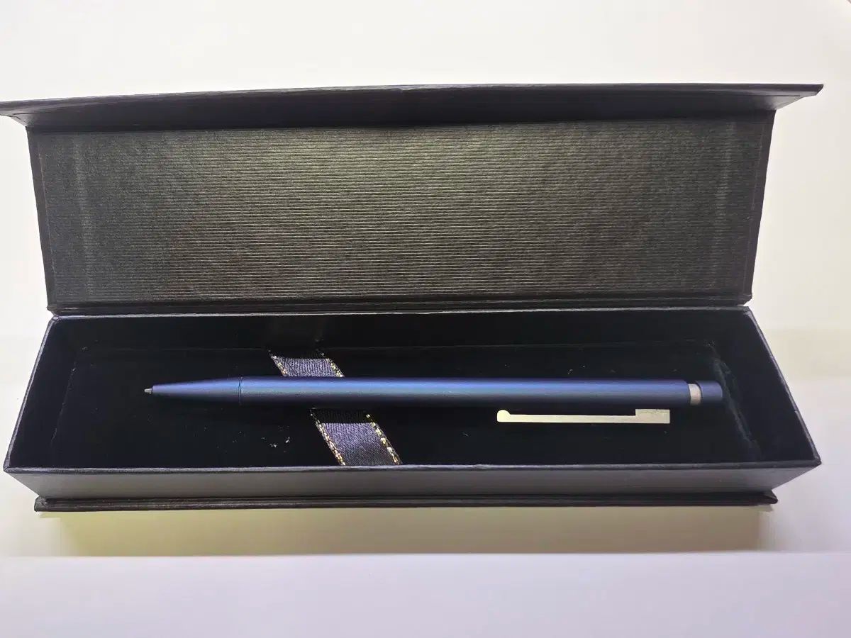 箱付 MONT BLANC モンブラン Sライン 廃盤 ボールペン ボルドー 箱付 MONT BLANC モンブラン Sライン 廃盤 ボールペン ボルドー