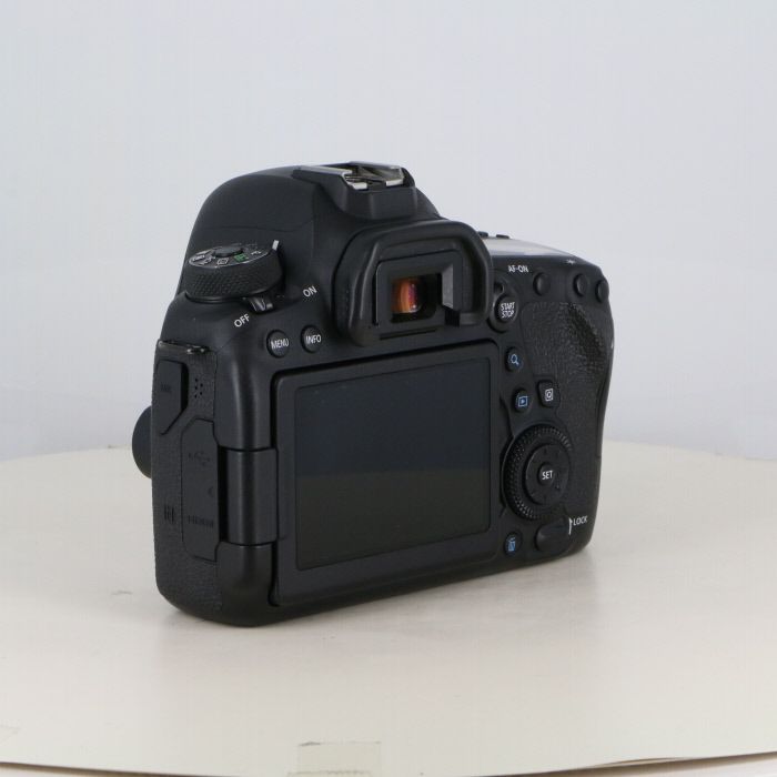 Canon EOS