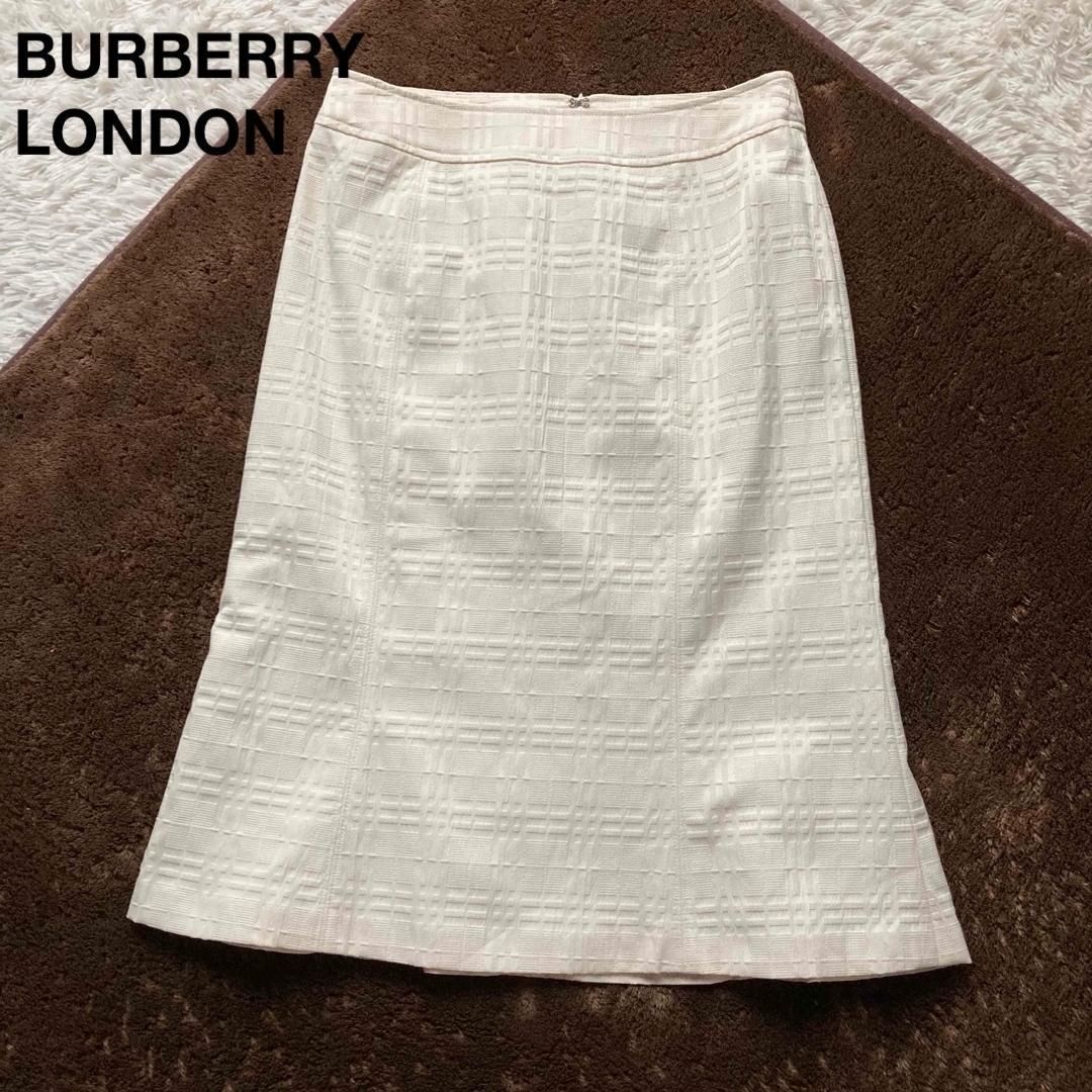 1000円以上送料無料。 BURBERRY LONDON バーバリーロンドン ひざ下丈 フ スカート Aライン ノバチェック 織模様 コットン 三陽商会 アイボリー 38サイズ 送料無料も!