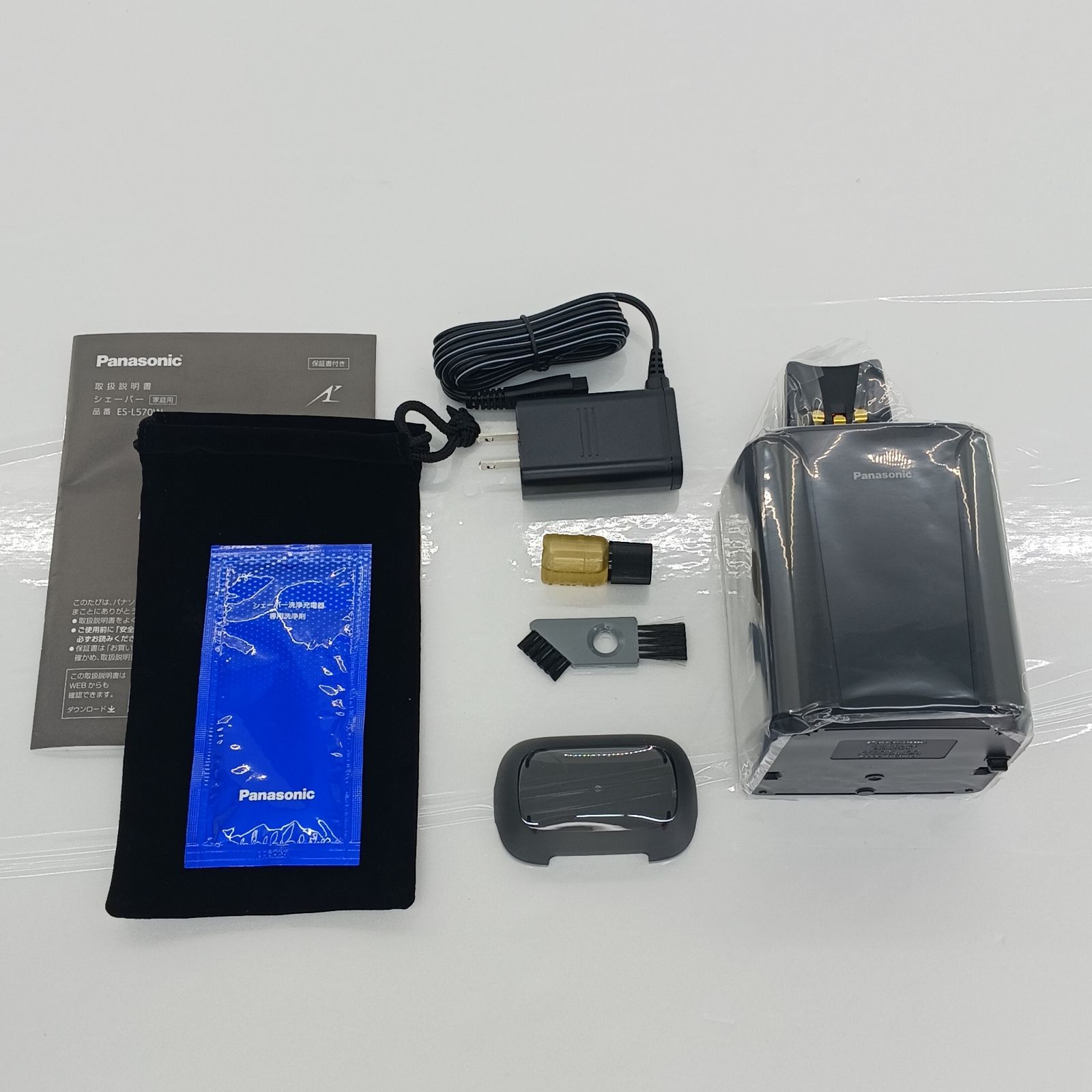 Panasonic ER-GK81 メンズ電気シェーバー Panasonic ER-GK81 メンズ電気シェーバー 概要 ボディトリマー ER-GK81