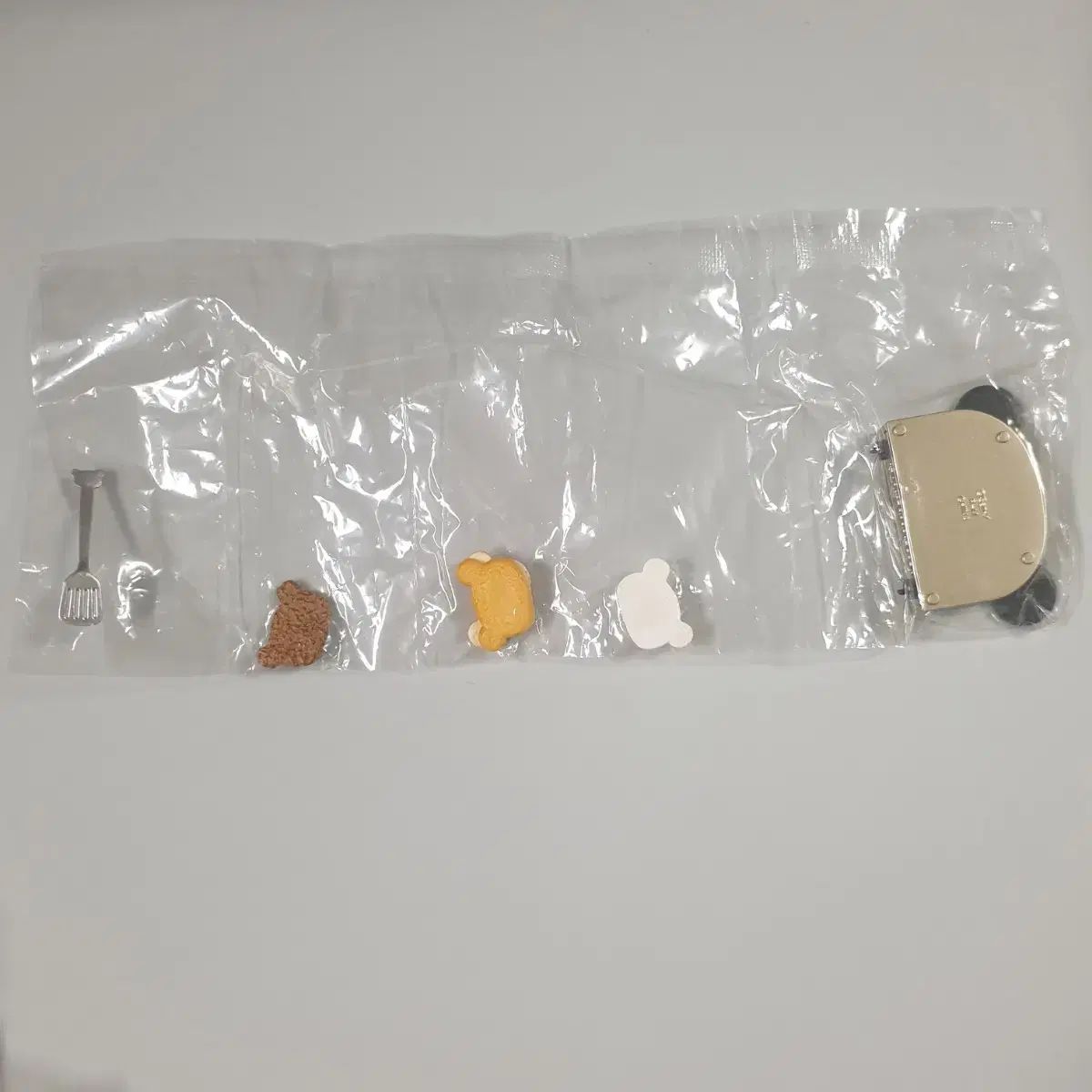 リーメント リラックマ 鉄板 ミニチュア 食玩 **人形用