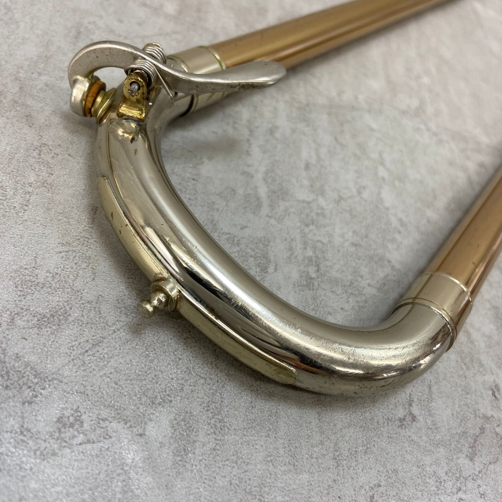 BLESSING　テナーバストロンボーン　金管楽器　ラッカー　ハードケース BLESSING テナーバストロンボーン TenorBass Trombones 金管楽器