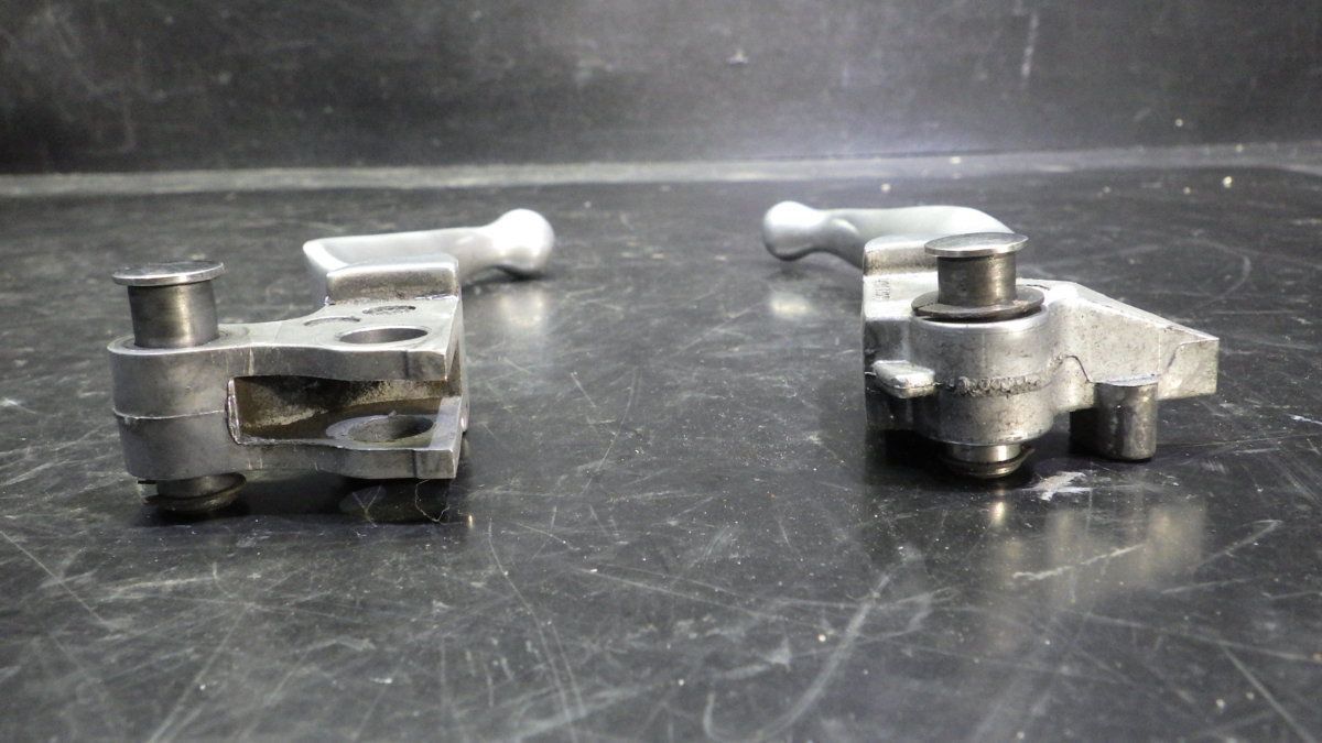 ☆ハーレーダビッドソン☆FXD1580☆5HD1GM4108K☆レバー☆D-1094