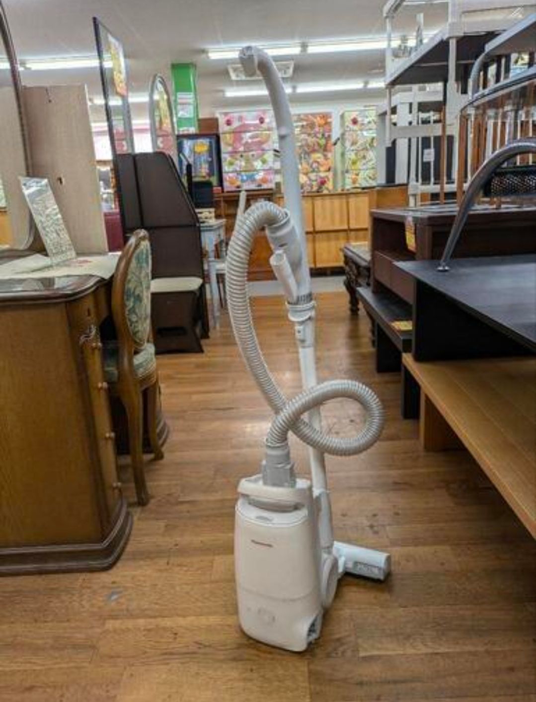 J512 ☆Panasonic☆紙パック式掃除機☆MC-JP850K-C☆2022年製