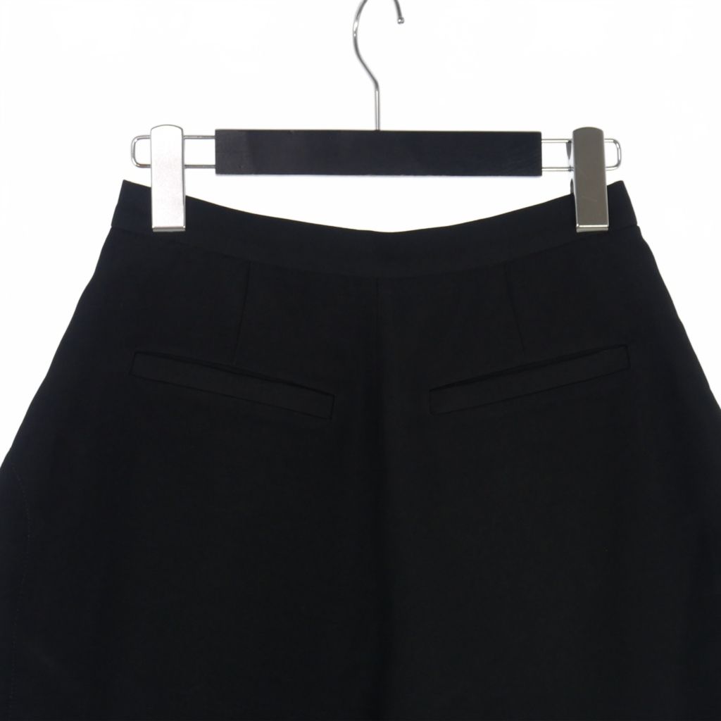 AKIRA NAKA アキラナカ　ショートパンツ　マルジェラ AKIRA NAKA アキラナカ ショートパンツ マルジェラ AKIRA NAKA