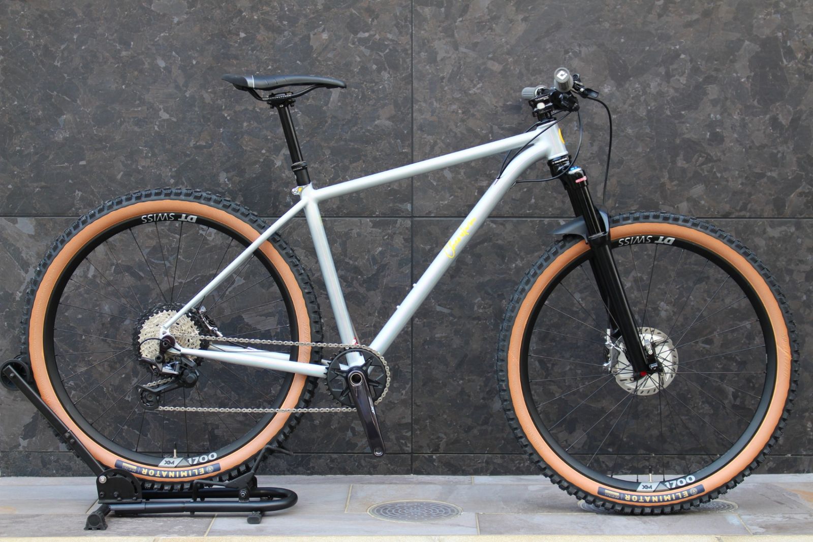 ケルビム CHERUBIM 2025年頃 シマノ デオーレ XT Mix スチール ハードテイル マウンテンバイク MTB 福岡店