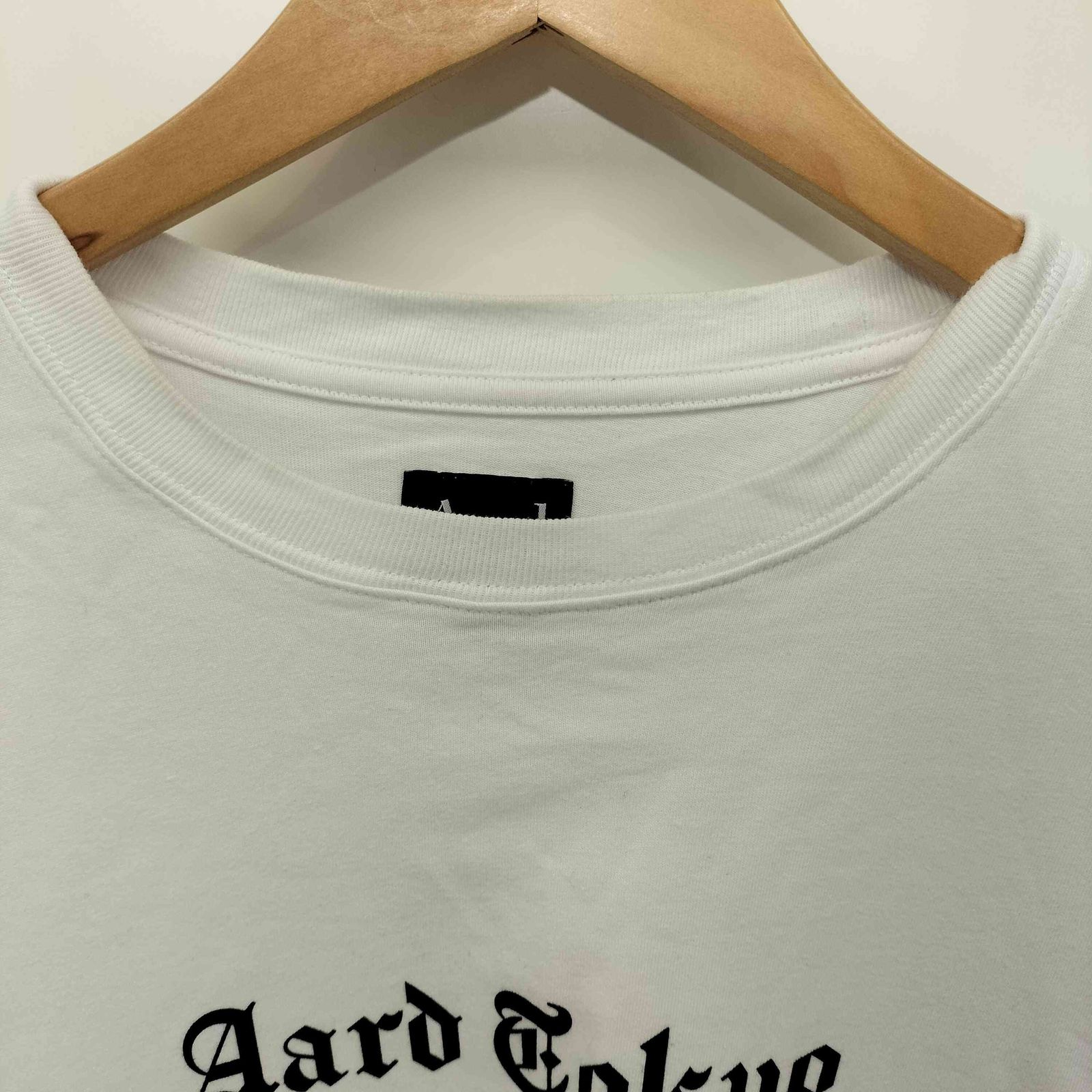 ユーズドフルギ USED古着 Aard Tokyo 前面プリント クルーネックT 