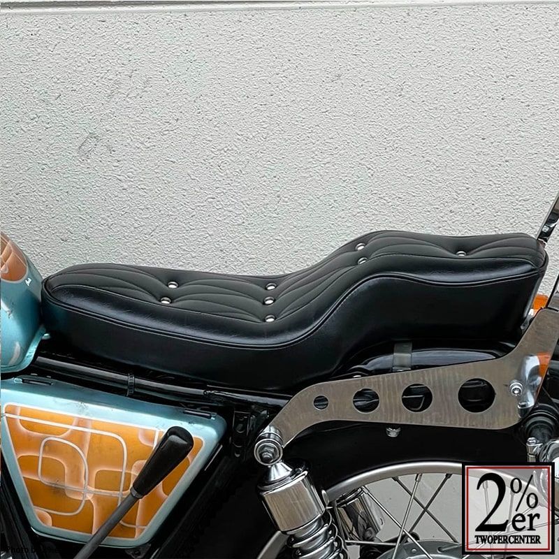 【送料込み】 オールドスクールダブルシート　SR400/500 ボアカバー付き 送料込み】 オールドスクールダブルシートSR400/500 ボアカバー付き