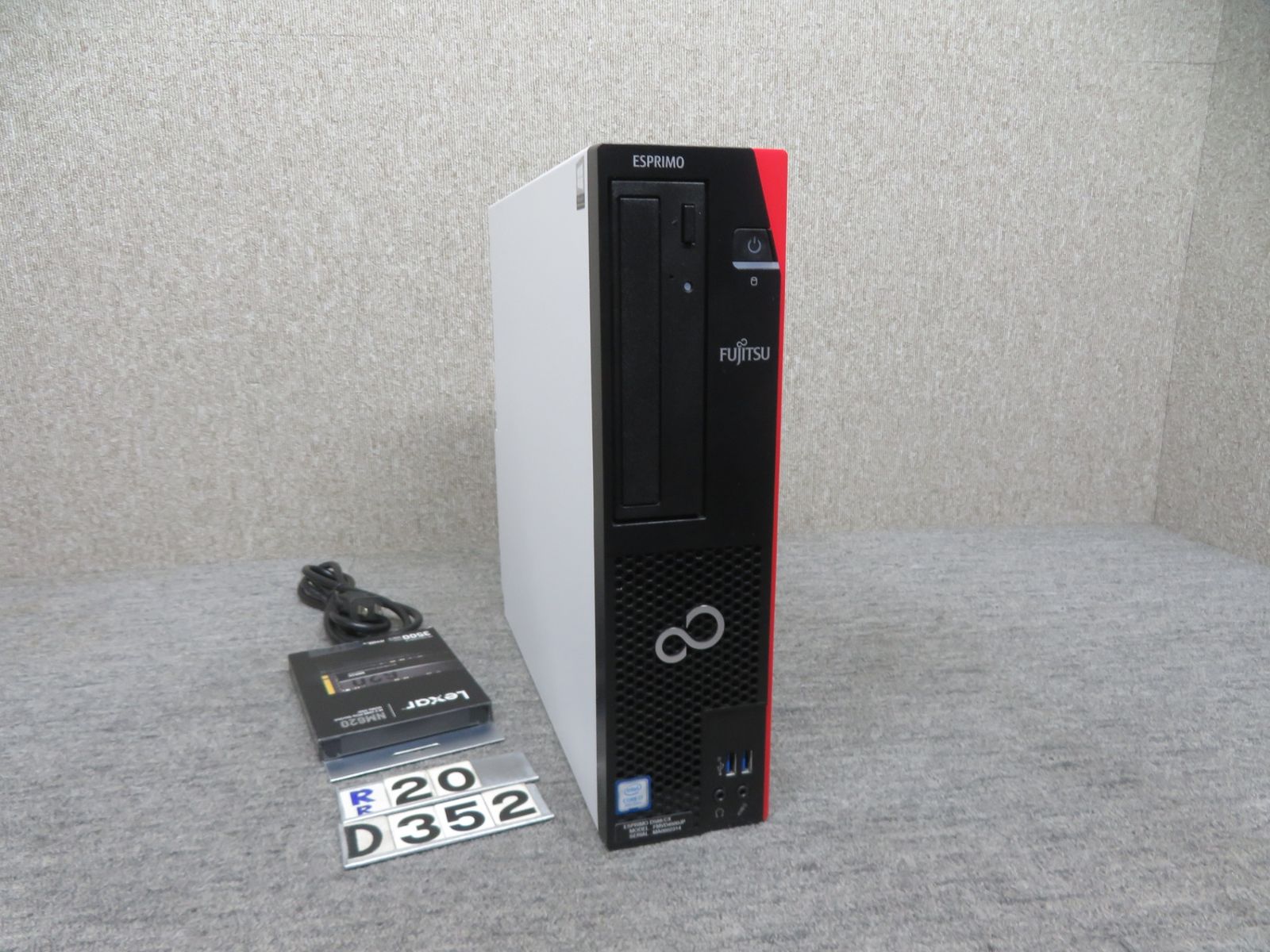 ESPRIMO D588/BX i3-9100 SSD256GB+HDD750G