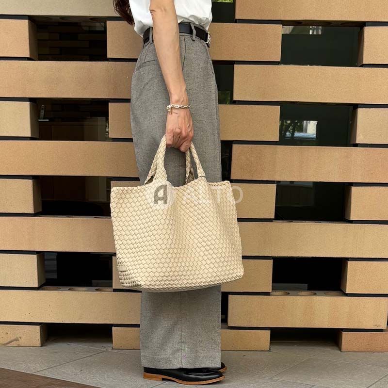 ☆6/25入荷☆ NAGHEDI ナゲディ St. Barths Medium Tote