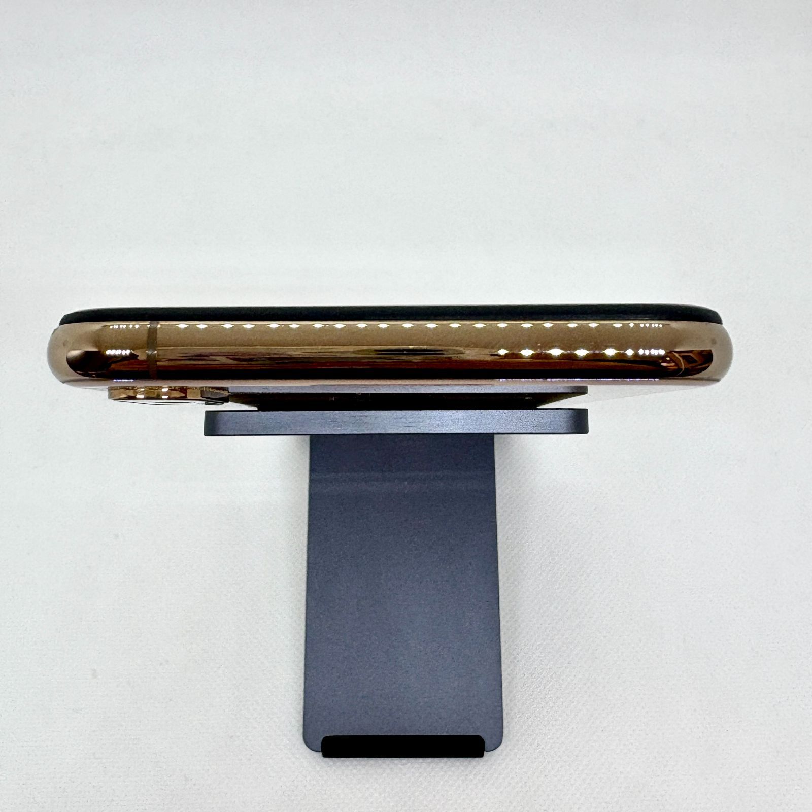 iPhone - iPhone XS 256GB ゴールド simロック無し バッテリー85% iPhone XS 256GB ゴールド simロック無し バッテリー85%