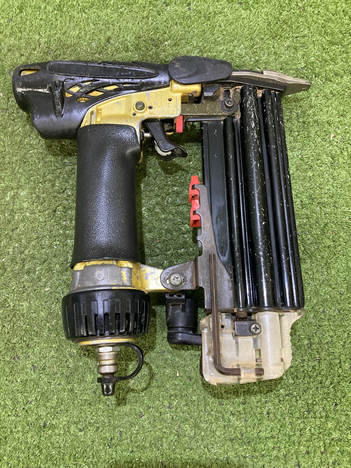 55㎜高圧仕上釘打機