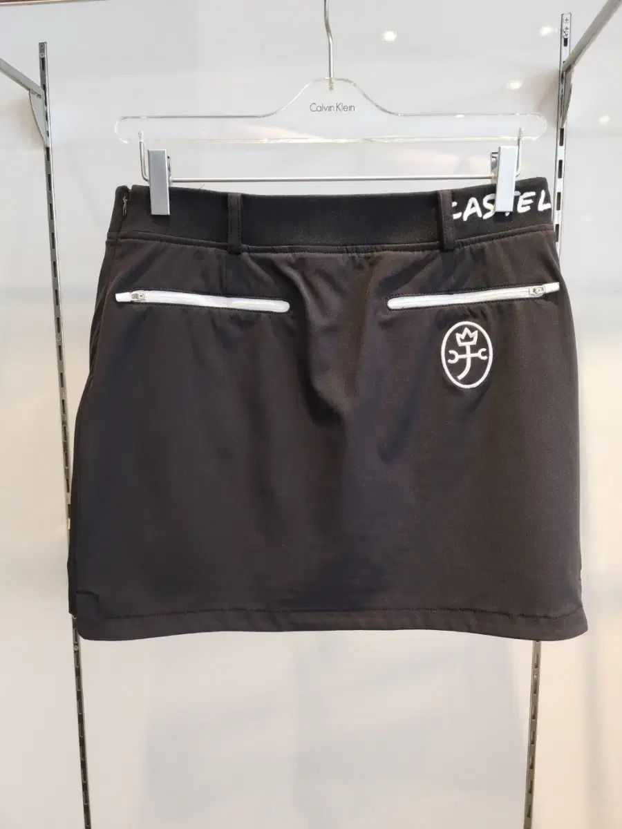 【美品】Castelbajac スポーツスカート ブラック 9号 美品】Castelbajac スポーツスカート ブラック 9号 美品】Castelbajac