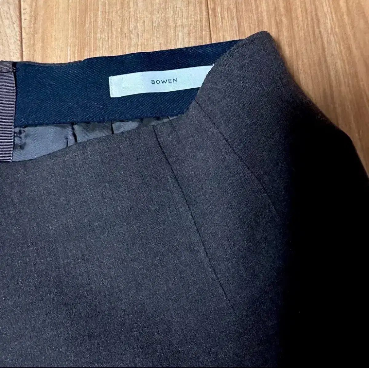 BOWEN A ライン ハンドメイド スカート ー ダークブラウン GULLKHAN_COM