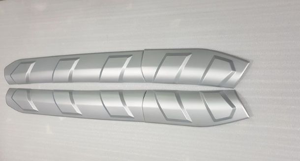 車体保護 防蹴り