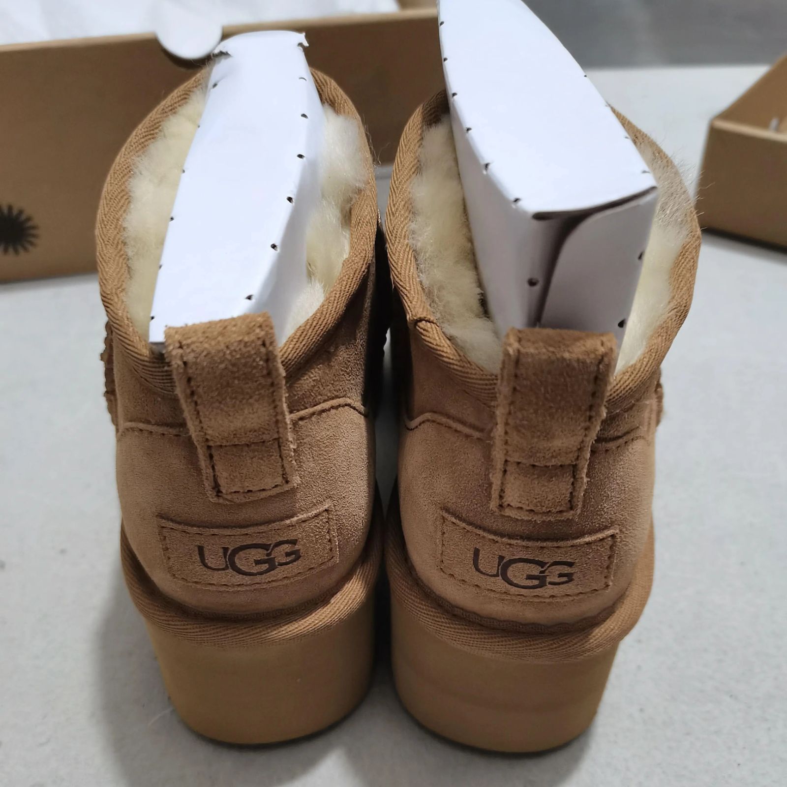 UGG アグ ブーツ クラッシックウルトラ ミニプラットフォーム 厚底5CM 