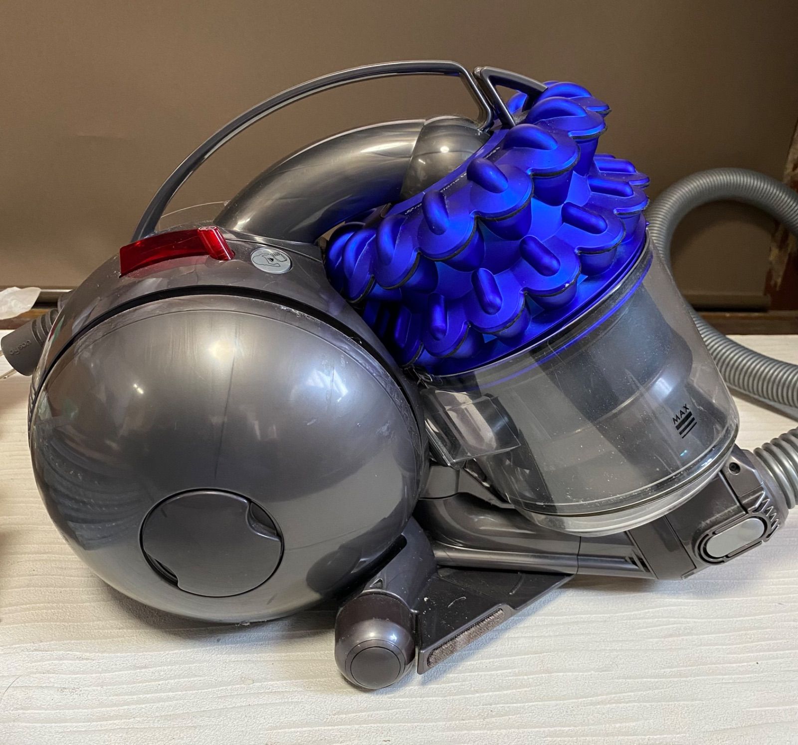 ダイソン/Dyson サイクロン式掃除機 モーターヘッド DC46 - メルカリ