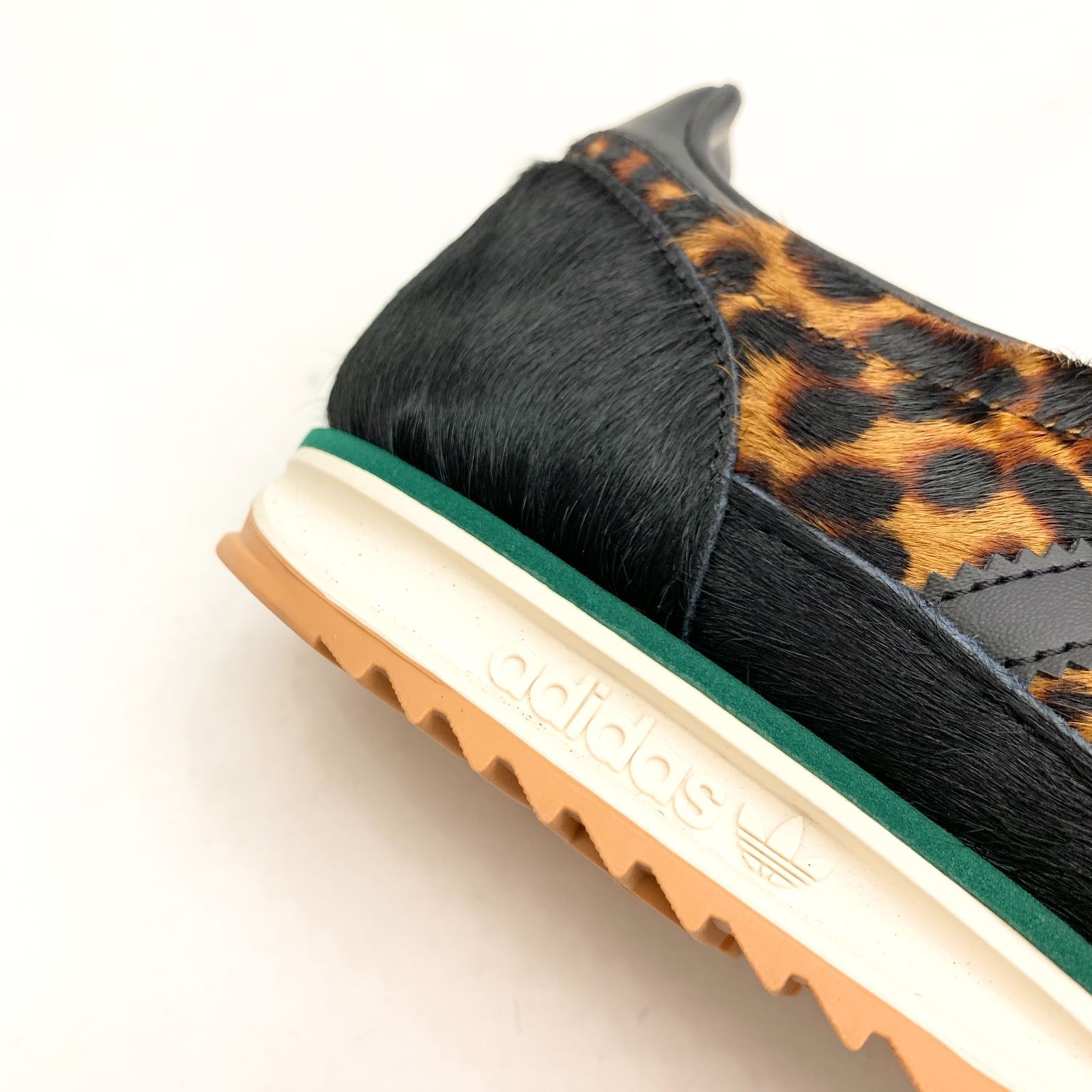 スニーカー マルチ