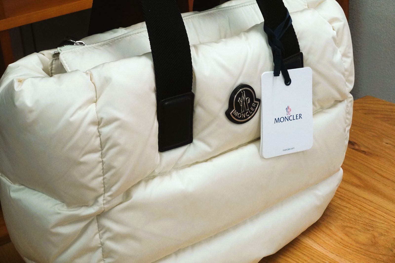 MONCLER【 新品・未使用・海外仕入】 モンクレール Caradoc