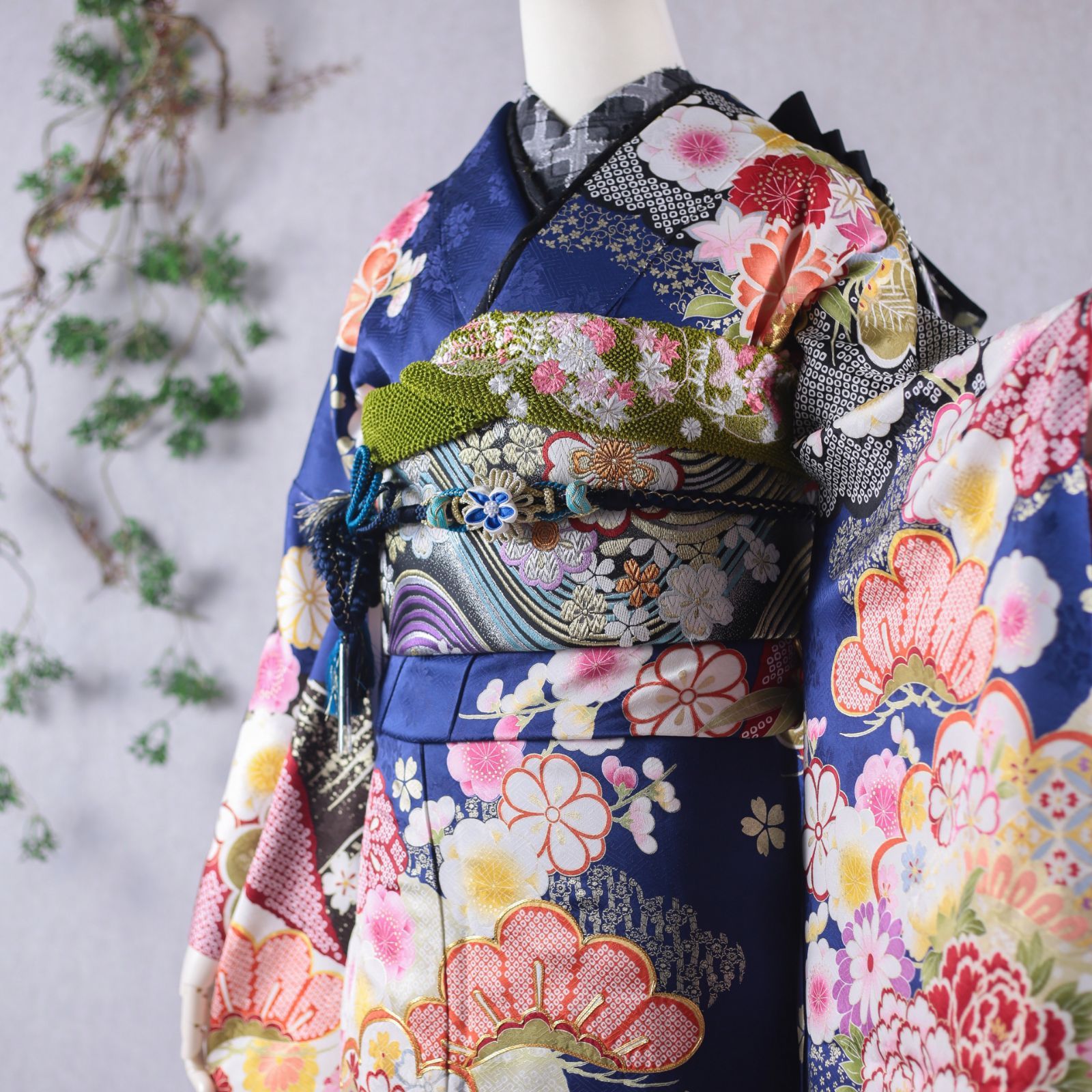 振袖フルセット 振袖セット 振袖 Lサイズ 青×松竹梅 美品 成人式 着物 晴れ着 7点フルセット F-349 振袖フルセット 振袖セット 振袖 Lサイズ 中古 青×松竹梅 美品 成人式