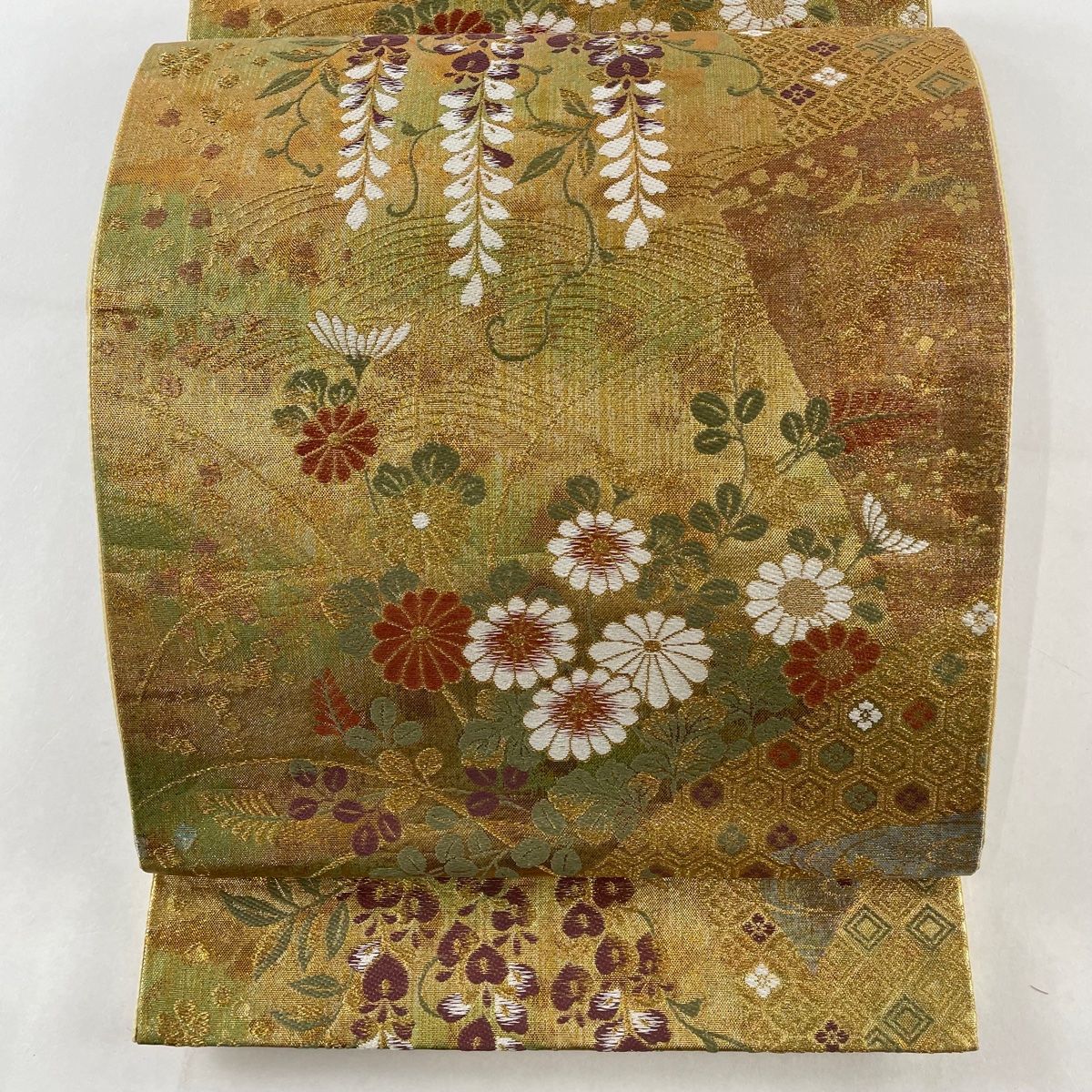 ZF-1089 袋帯 華紋 花唐草 オーロラ箔 逸品 六通 正絹 袋帯 美品 秀品 華文 草 唐織 箔 ピンク 六通 正絹 【中古】