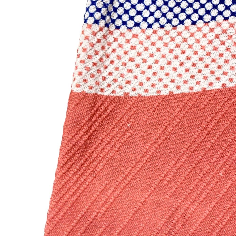半袖Tシャツ 総柄