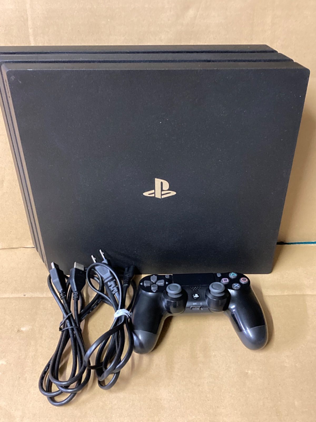 25【中古・汚れあり】PS4 Pro ジェットブラック CUH-7200B - メルカリ