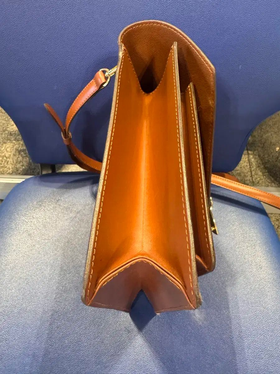 正規品 ルイヴィトン モンソー モノグラム pvc ハンドバッグ ロック 茶