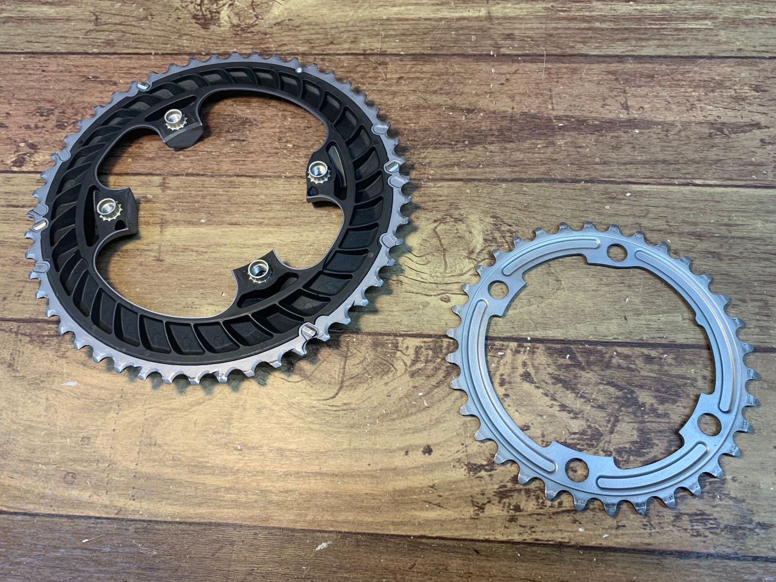 ER418 シマノ SHIMANO 105 FC-R7000 チェーンリングセット 50-34T