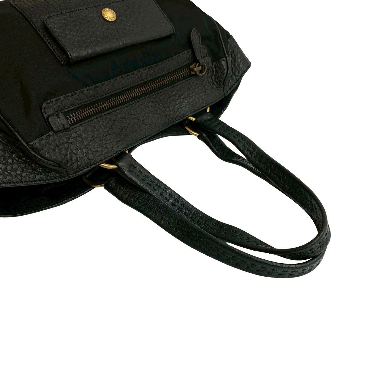 極 美品 PRADA プラダ 三角ロゴ プレート 金具 レザー 本革