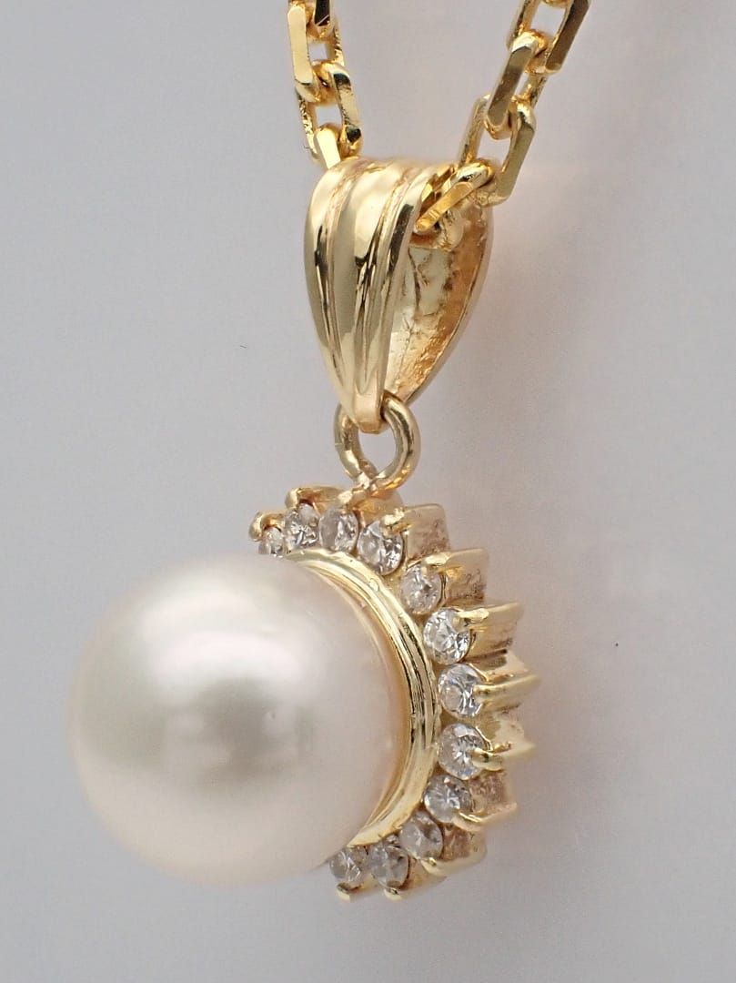 ペンダントトップ