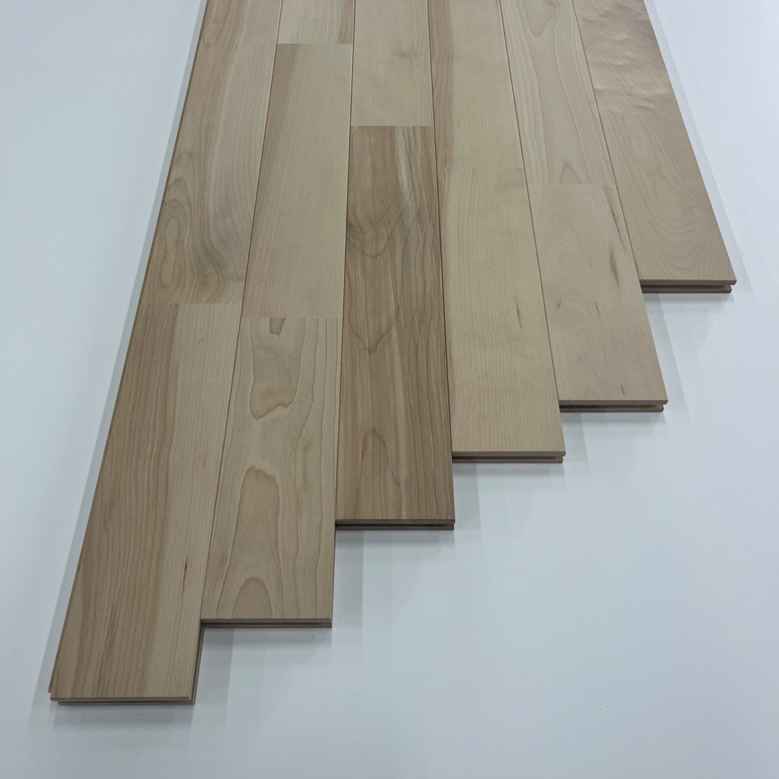 送料込み 一部地域を除く 品 処分価格 受注生産 無垢カバ桜ユニフローリング塗装品 赤白節あり HRDEVELOPMENT_JP