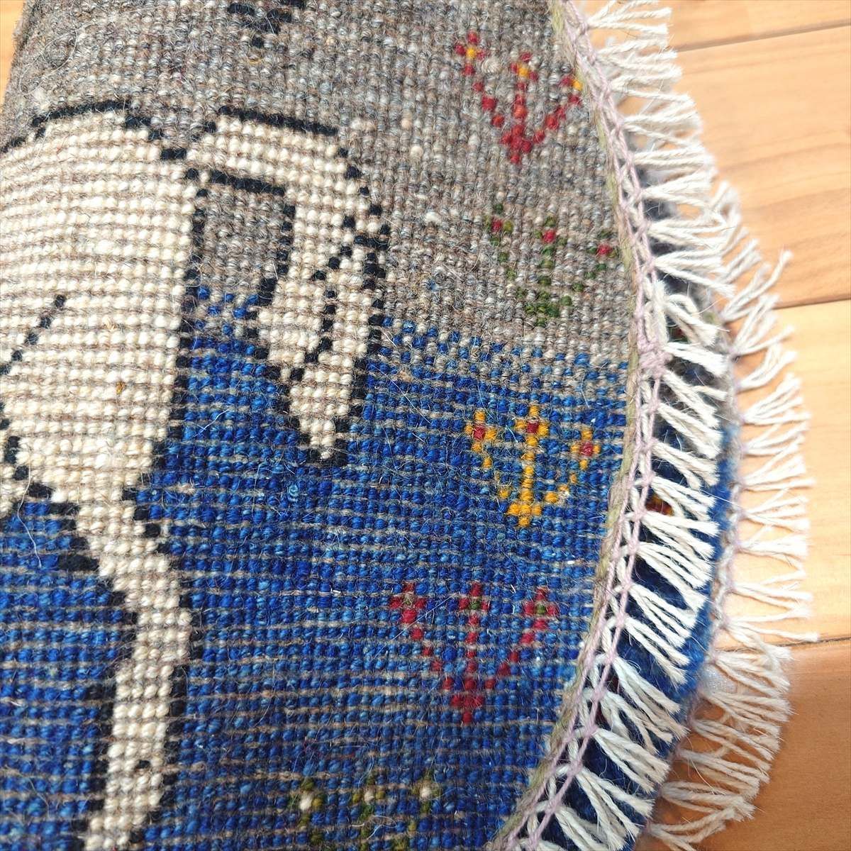 ペルシャ ギャッベ アマレバフト ミニマット 横40Φ40㎝ 円形 馬 青