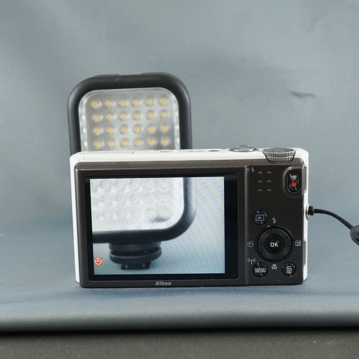 Nikon - Nikon COOLPIX S9600 デジタルカメラ USED美品 本体+バッテリー 光学22倍ズーム 1605万画素 Wi-Fi ホワイト 中古 完動品 CP7375 Nikon COOLPIX S9600 デジタルカメラ USED美品 本体+バッテリー