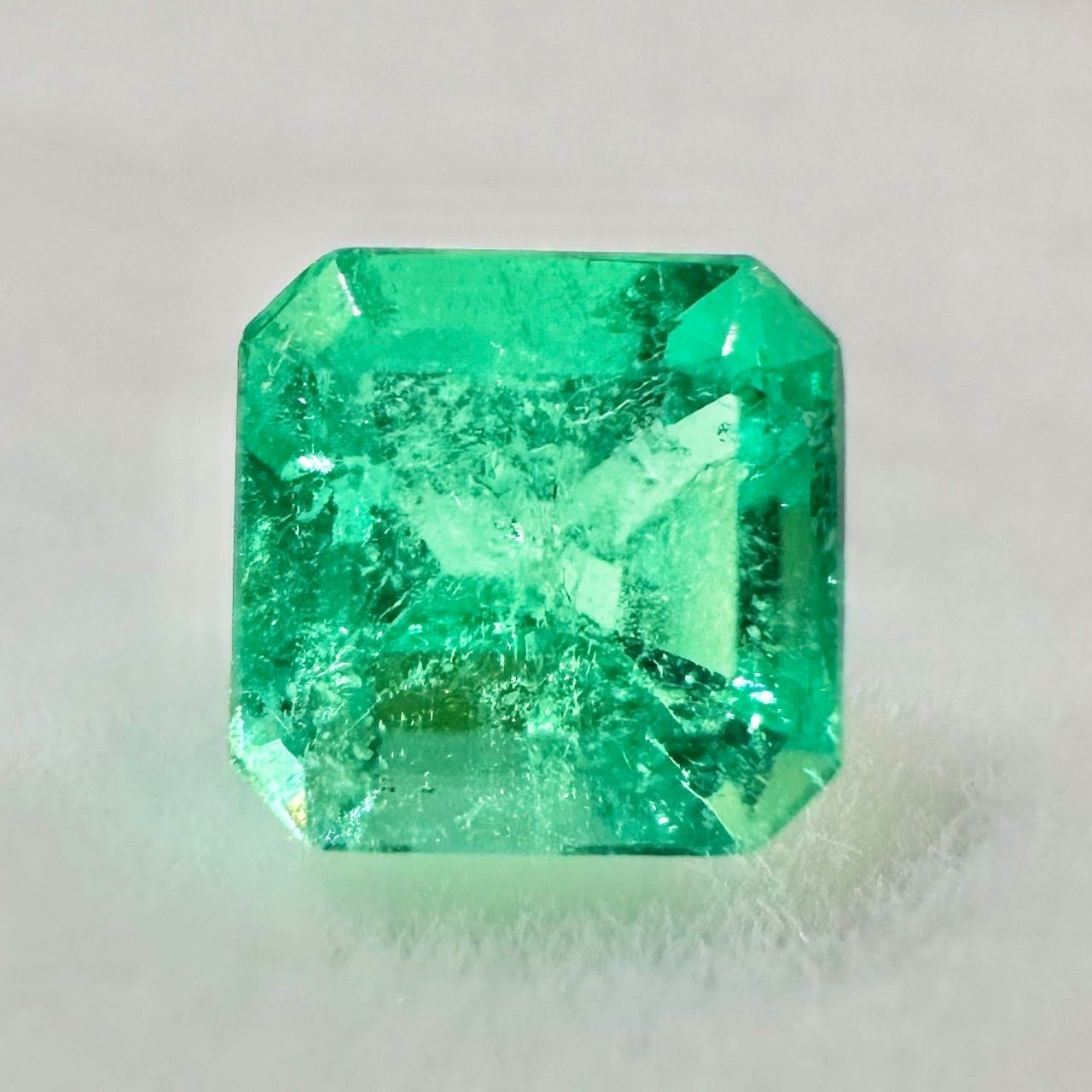 天然エメラルド　9.37ctルース 天然エメラルド9.37ctルース