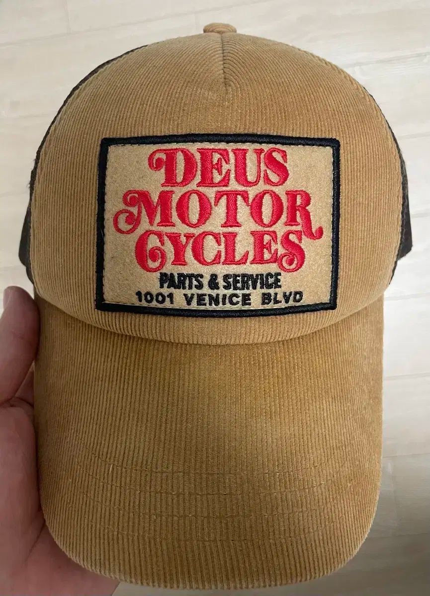 デウス ゴールデン メッシュキャップ