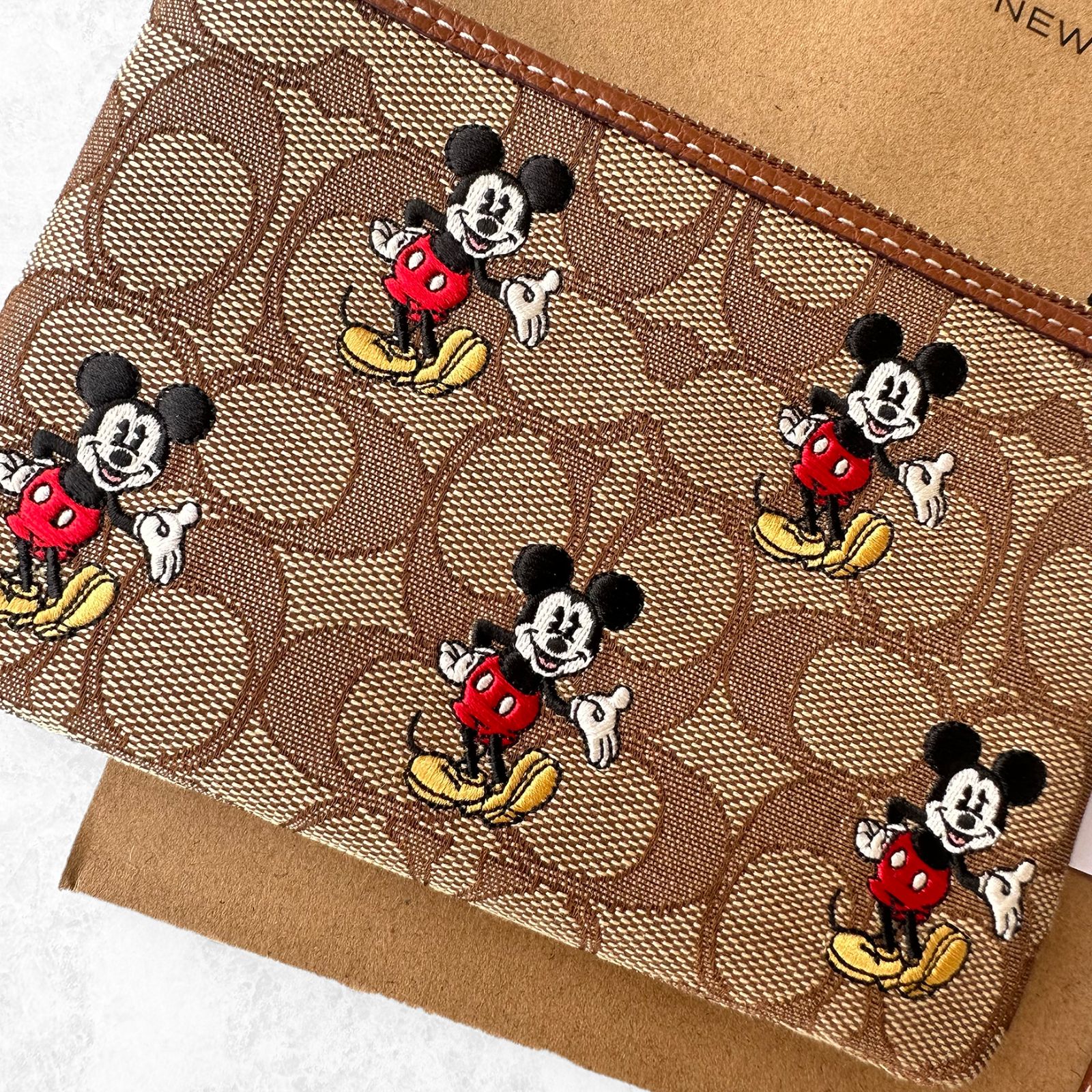 新品値下げ] ディズニー×コーチ コーナー ジップリストレット