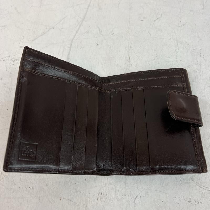 ✨未使用展示品・箱付き✨　FENDI ミニ財布　ズッカ　ズッキーノ　二つ折り FENDI フェンディ 財布 二つ折り Wホック 二つ折り財布 ズッカ柄