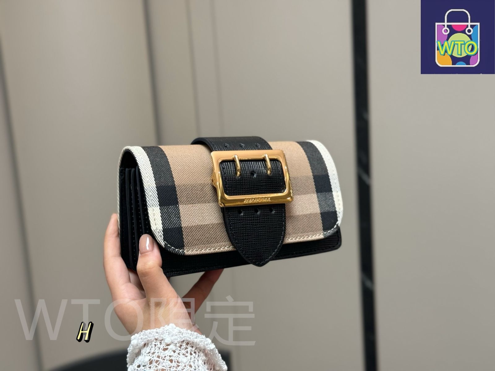 今日WTO】Burberry バーバリー ダブルショルダーストラップ