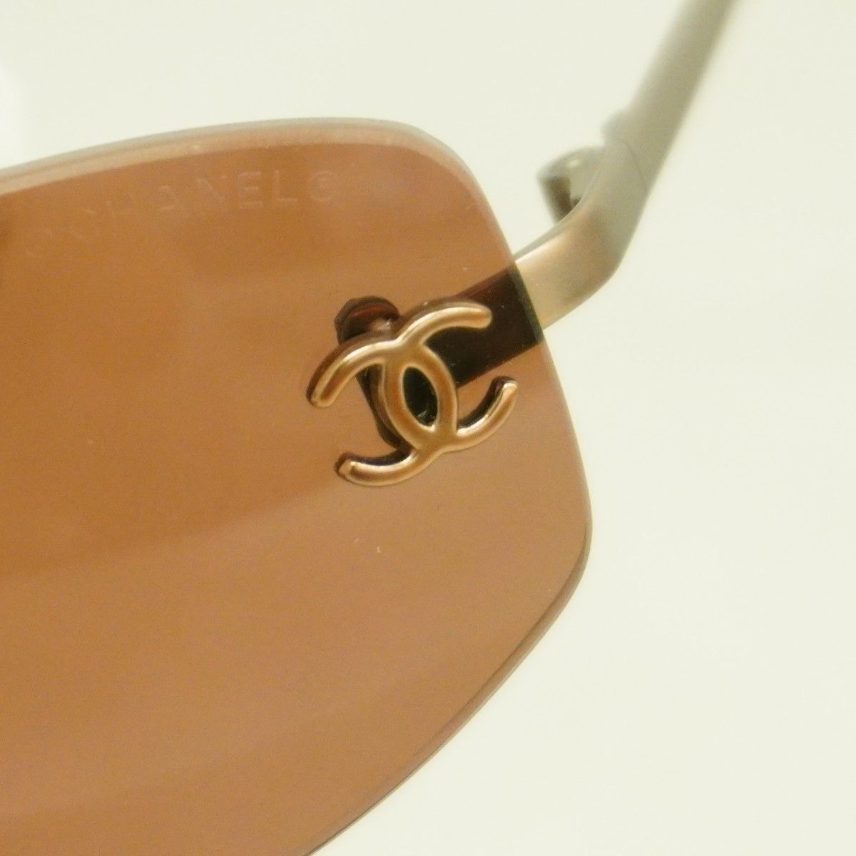 プラスチック ボルドー