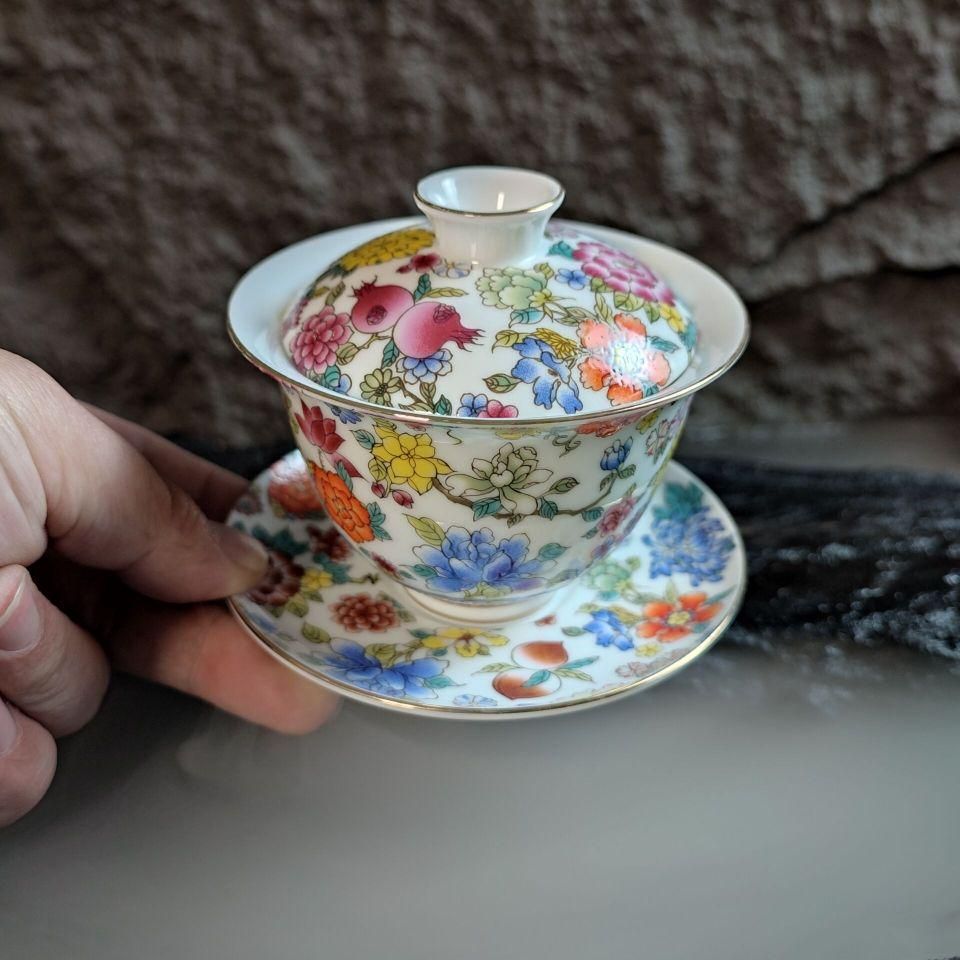 中国茶器 景徳鎮 琺瑯彩万花馬蹄三才蓋碗 茶杯 煎茶器 新品未使用 中国茶器 景徳鎮 琺瑯彩万花馬蹄三才蓋碗 茶杯 煎茶器 新品未